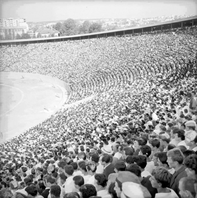 (1974-75) Etoile Rouge de Belgrade - Ferencvaros