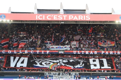 (2019-20) Paris SG - Nîmes_2