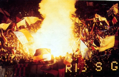 (1982-83) Paris SG - Swansea (KOB)