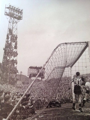 (1957) Millwall - Newcastle
